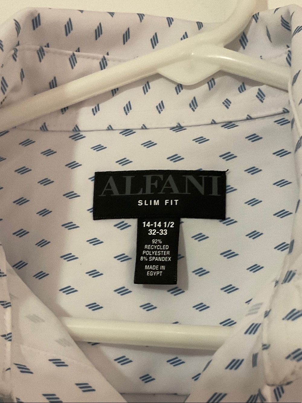 Alfani Men’s White Dress Shirt with Blue Micro Pattern - Picture 2 of 4
